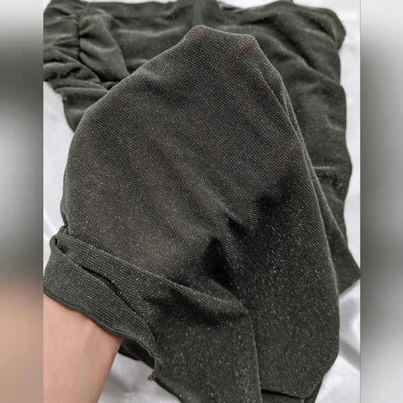 SHEIN Woman's Small Sparkly Green Ruched and Fitted Above the Knee Mini Skirt - Picture 6 of 11